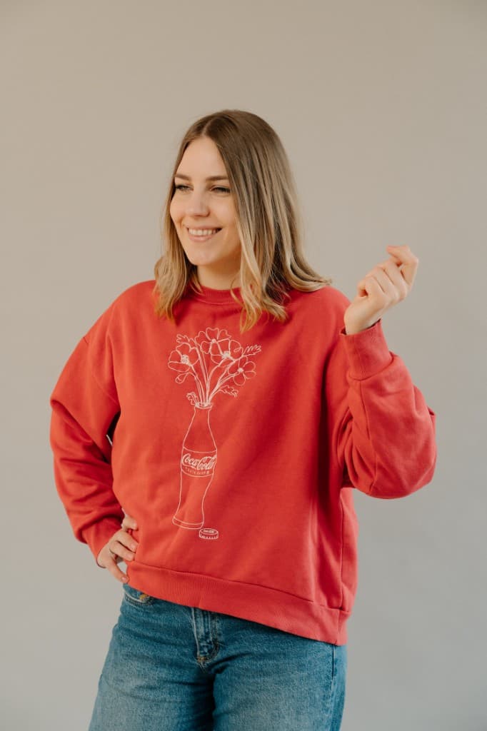 Sara — vocal coach
